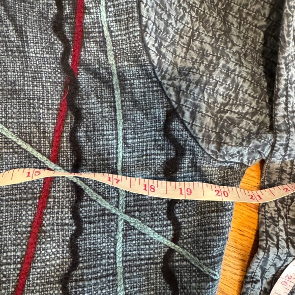 Parsley and Sage brand Slate Blue/Gray and Red Blazer with Quilted Design - Picture 10 of 13